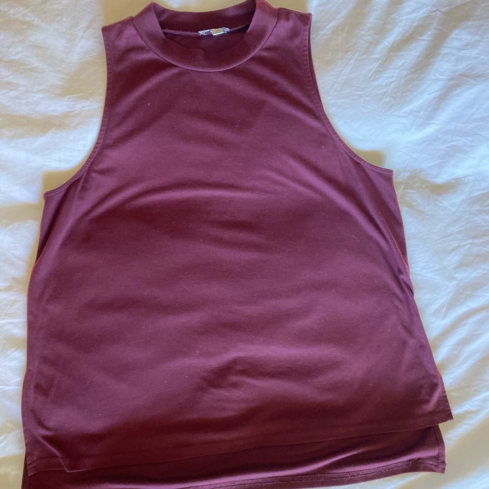 Sleeveless Turtleneck Top